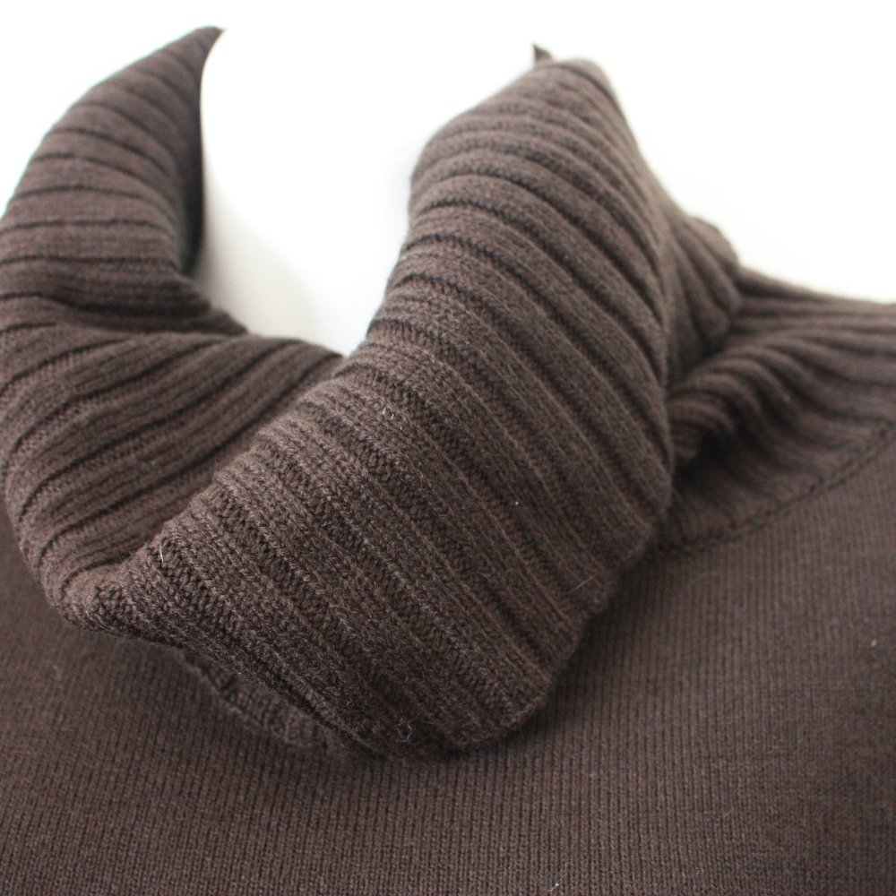 New York & Company Sweater, Size M (NWT)